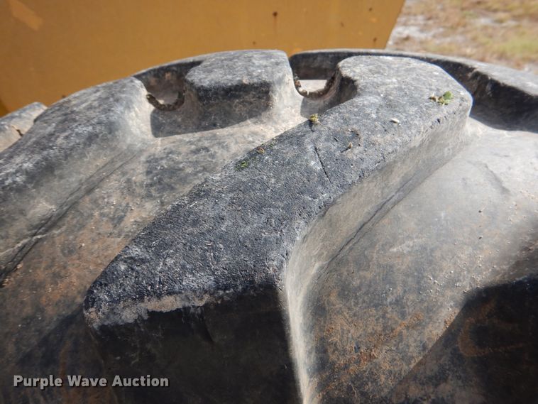 image for item DJ0291 John Deere 570A  motor grader