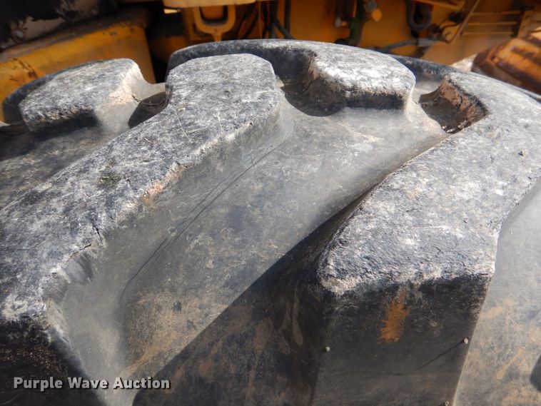 image for item DJ0291 John Deere 570A  motor grader