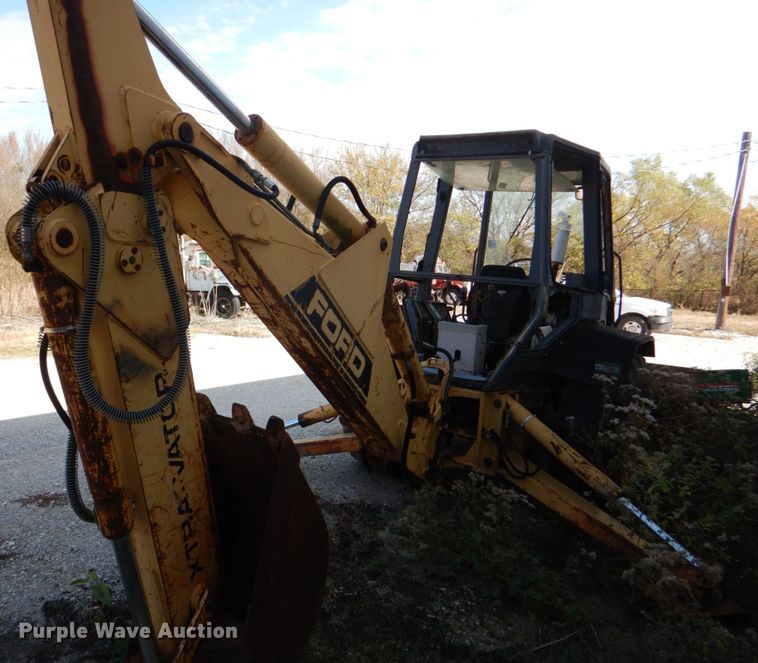 image for item DJ0293 Ford 555C  backhoe