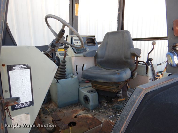 image for item DJ0293 Ford 555C  backhoe