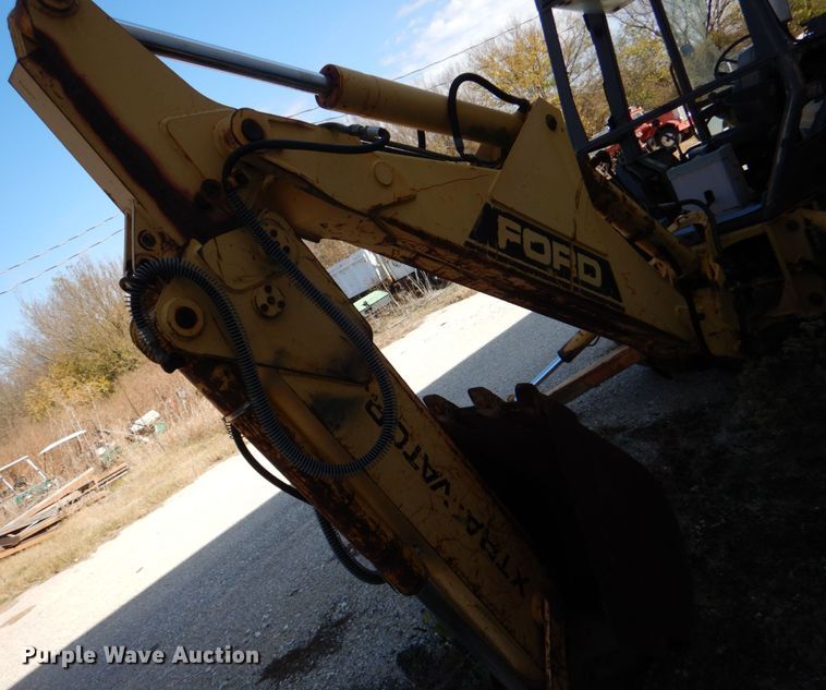 image for item DJ0293 Ford 555C  backhoe