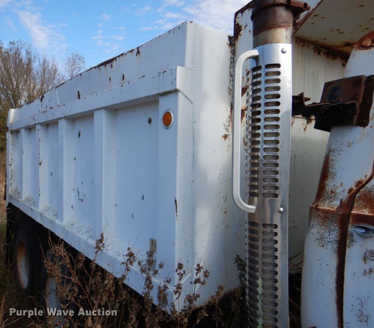 image for item DJ0294 1984 GMC Brigadier  dump truck