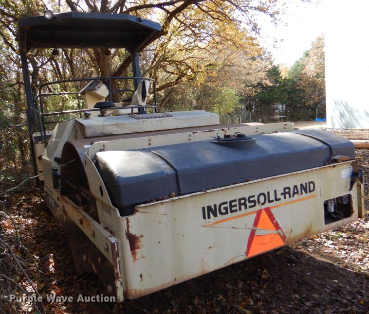 image for item DJ0301 1999 Ingersoll Rand DD130  double drum roller