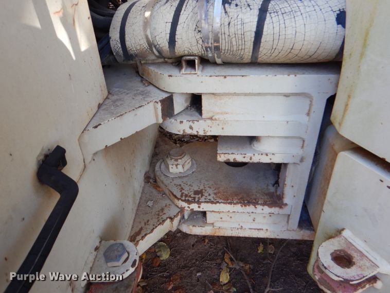 image for item DJ0301 1999 Ingersoll Rand DD130  double drum roller