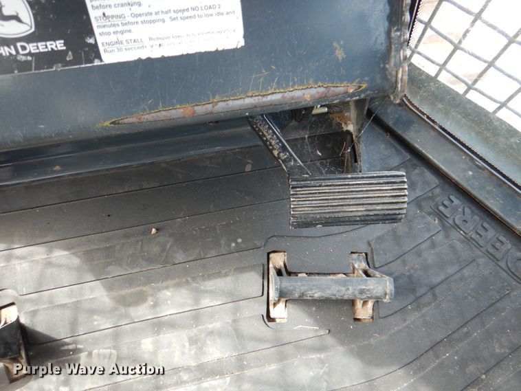 image for item DJ0437 2005 John Deere 650J LT  dozer