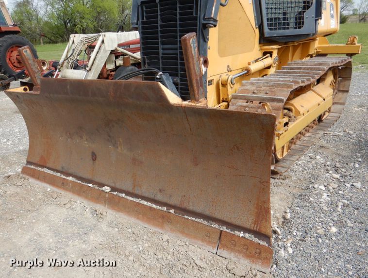 image for item DJ0437 2005 John Deere 650J LT  dozer