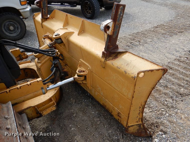 image for item DJ0437 2005 John Deere 650J LT  dozer