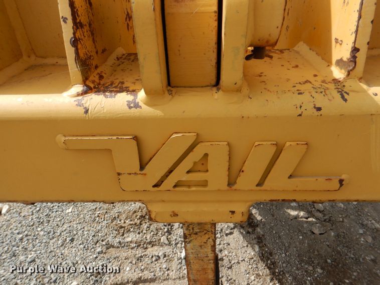 image for item DJ0437 2005 John Deere 650J LT  dozer