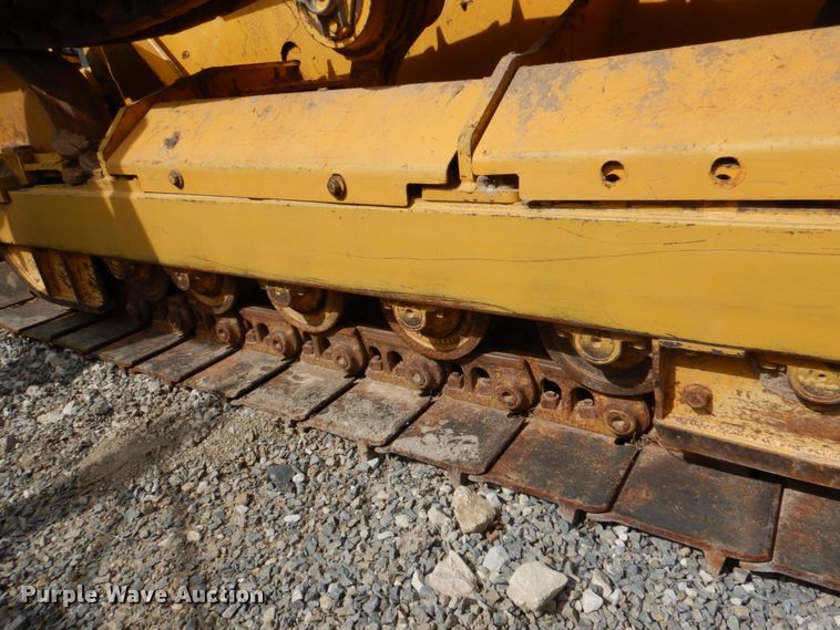 image for item DJ0437 2005 John Deere 650J LT  dozer