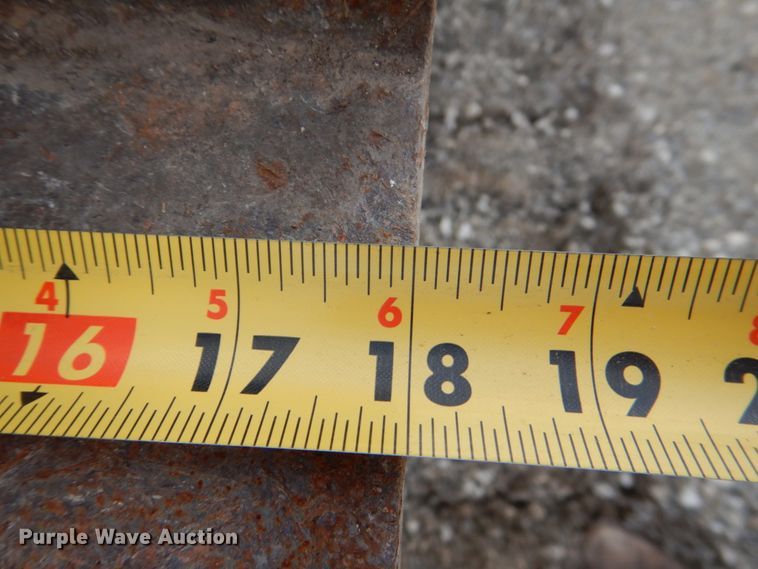 image for item DJ0437 2005 John Deere 650J LT  dozer