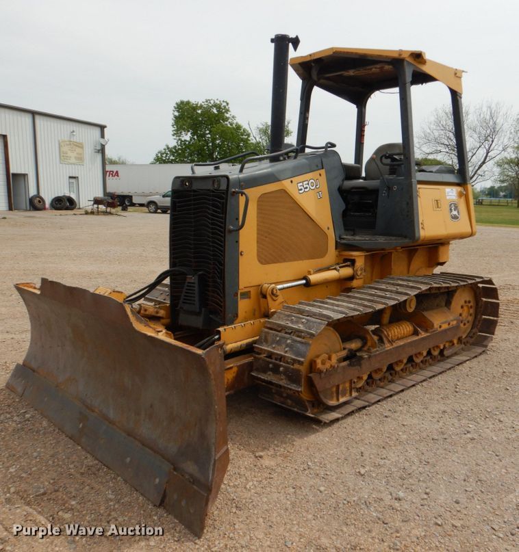 image for item DJ0438 2005 John Deere 550J LT  dozer