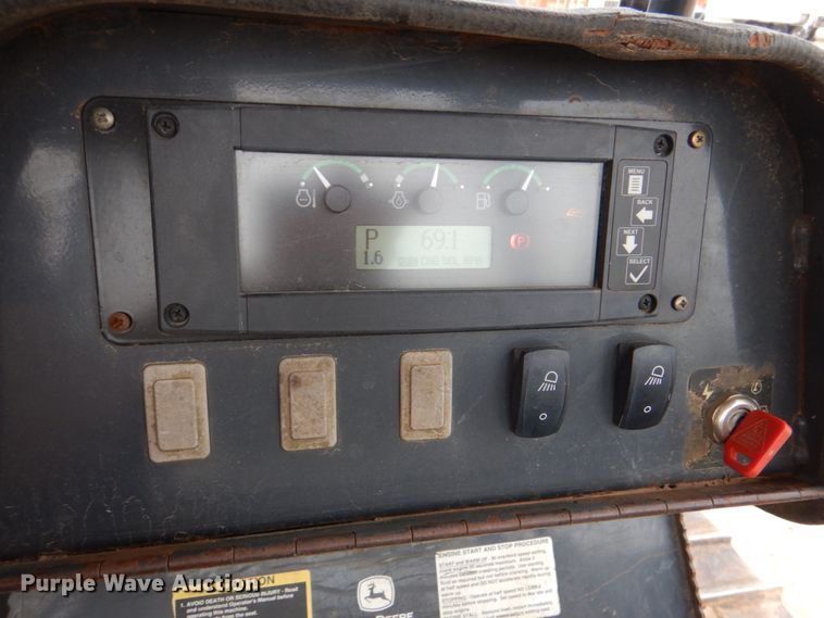 image for item DJ0438 2005 John Deere 550J LT  dozer