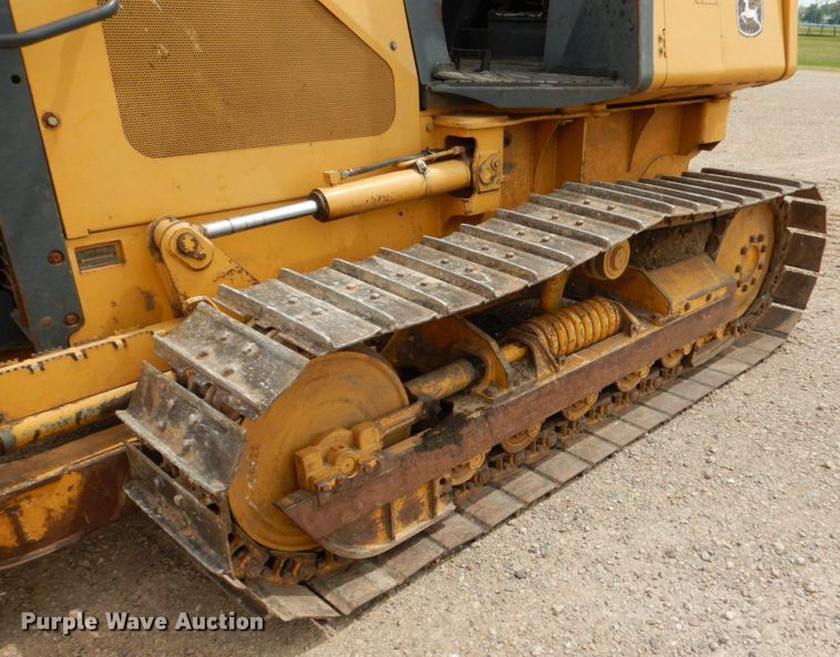 image for item DJ0438 2005 John Deere 550J LT  dozer