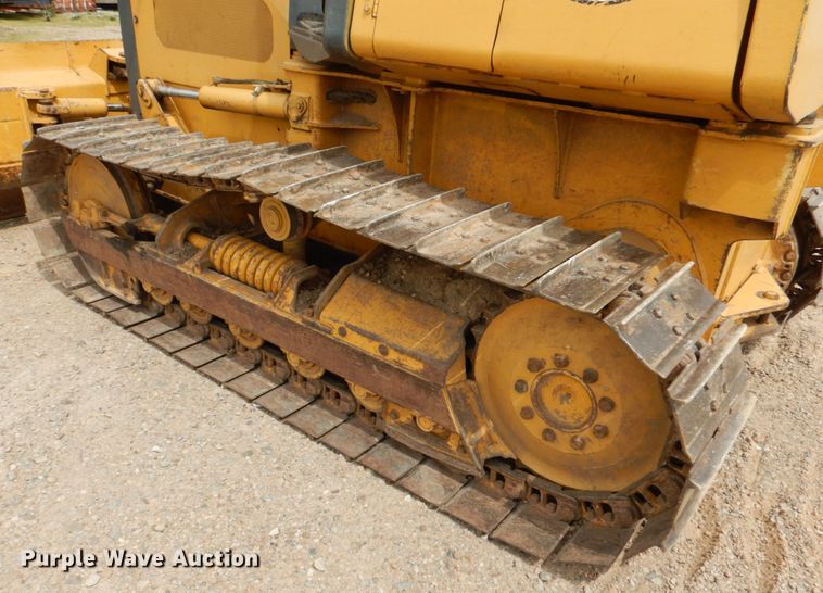 image for item DJ0438 2005 John Deere 550J LT  dozer