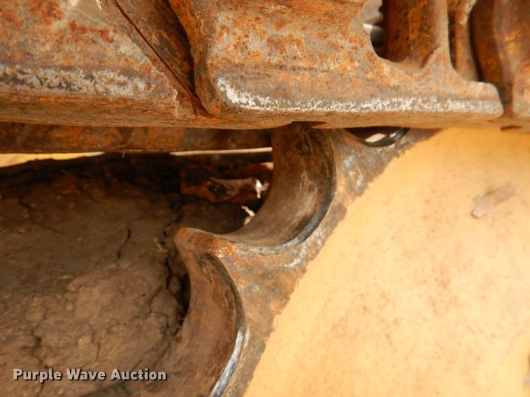 image for item DJ0438 2005 John Deere 550J LT  dozer