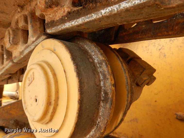 image for item DJ0438 2005 John Deere 550J LT  dozer