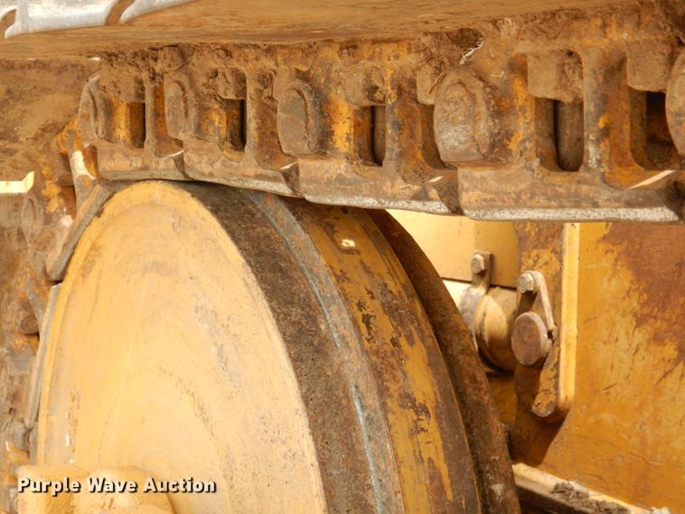 image for item DJ0438 2005 John Deere 550J LT  dozer