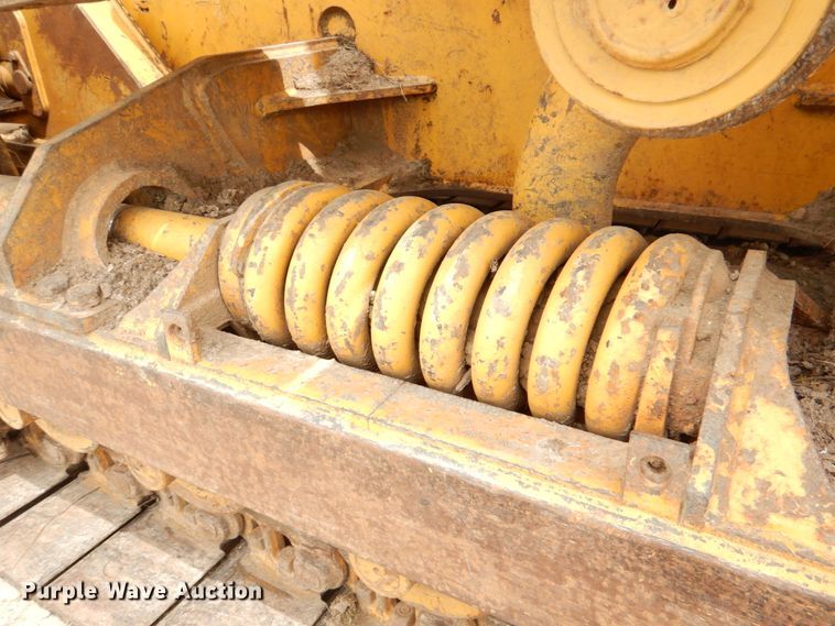 image for item DJ0438 2005 John Deere 550J LT  dozer