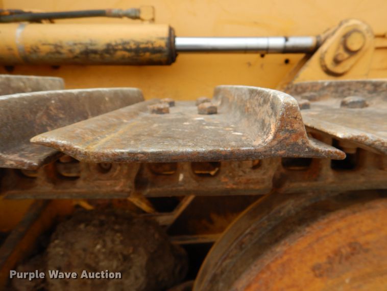 image for item DJ0438 2005 John Deere 550J LT  dozer