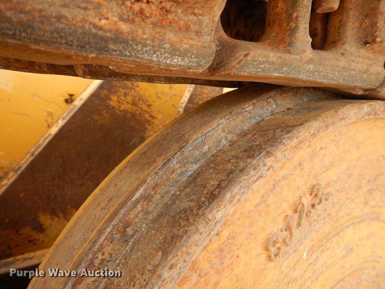 image for item DJ0438 2005 John Deere 550J LT  dozer