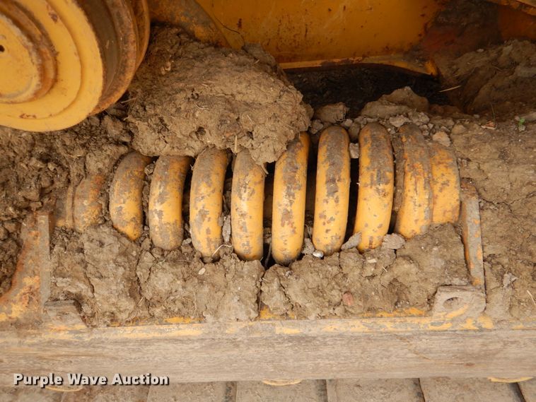 image for item DJ0438 2005 John Deere 550J LT  dozer