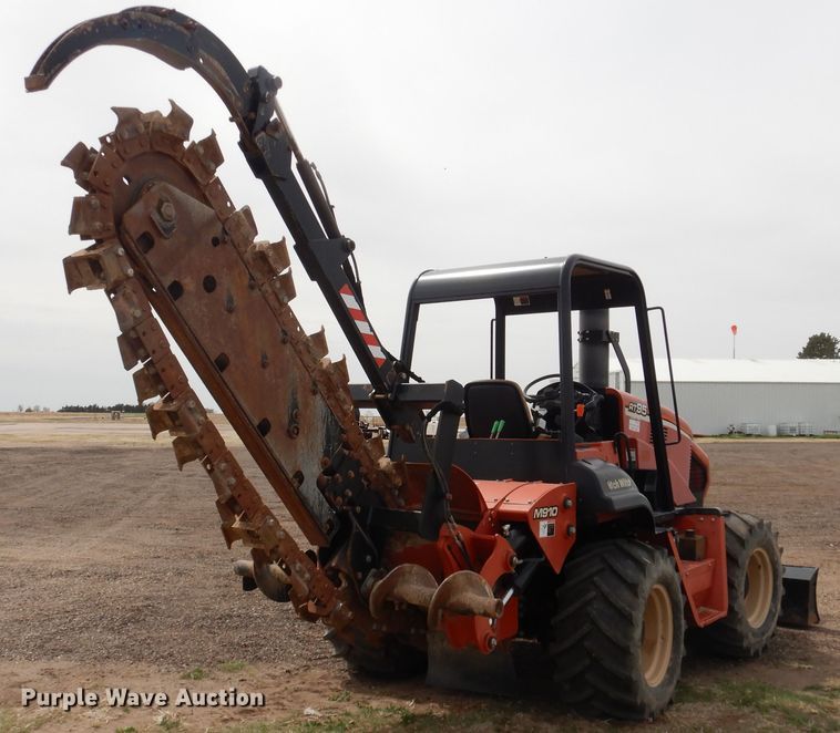 image for item DJ1197 2013 Ditch Witch RT95  trencher