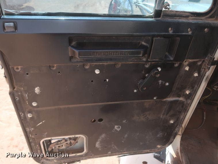 image for item DJ1884 2000 Freightliner FLD120  dump truck