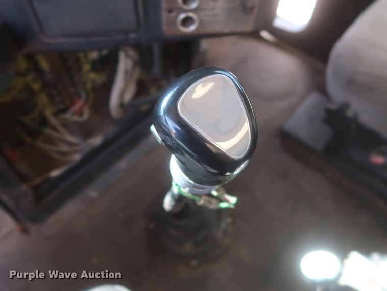 image for item DJ1884 2000 Freightliner FLD120  dump truck