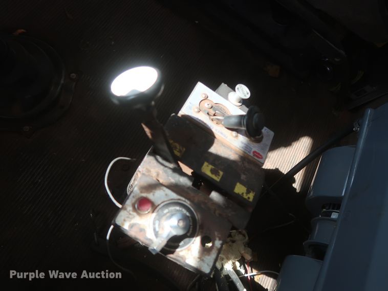 image for item DJ1884 2000 Freightliner FLD120  dump truck