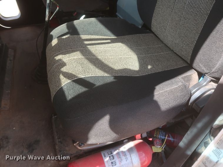 image for item DJ1884 2000 Freightliner FLD120  dump truck