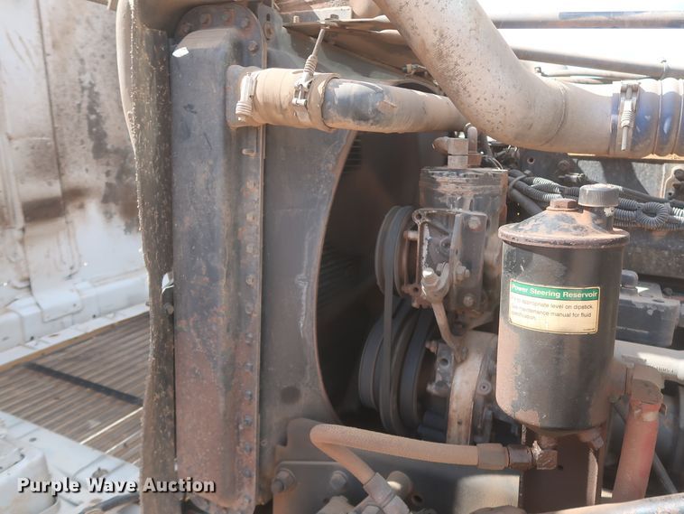 image for item DJ1884 2000 Freightliner FLD120  dump truck