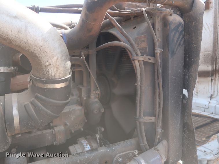 image for item DJ1884 2000 Freightliner FLD120  dump truck