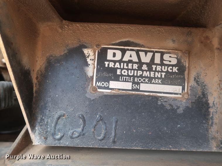 image for item DJ1884 2000 Freightliner FLD120  dump truck