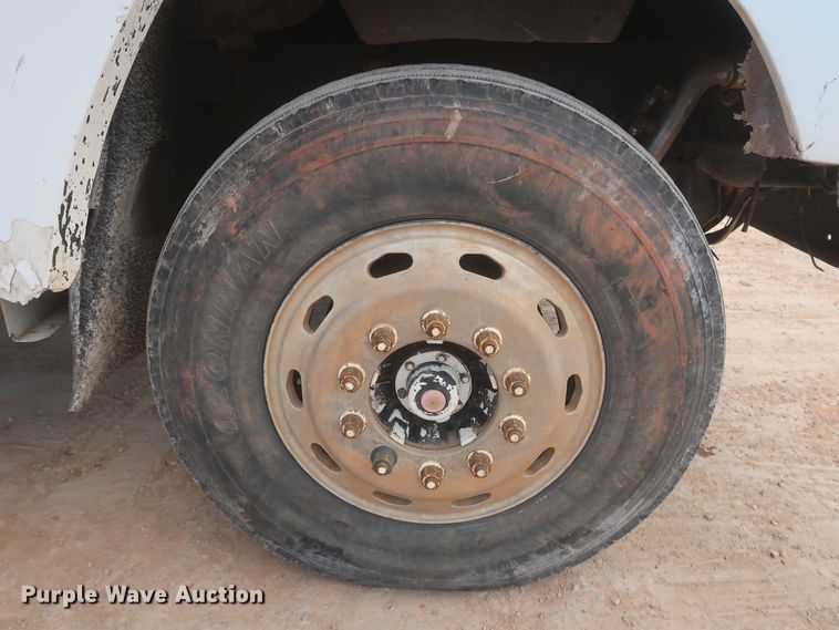 image for item DJ1884 2000 Freightliner FLD120  dump truck