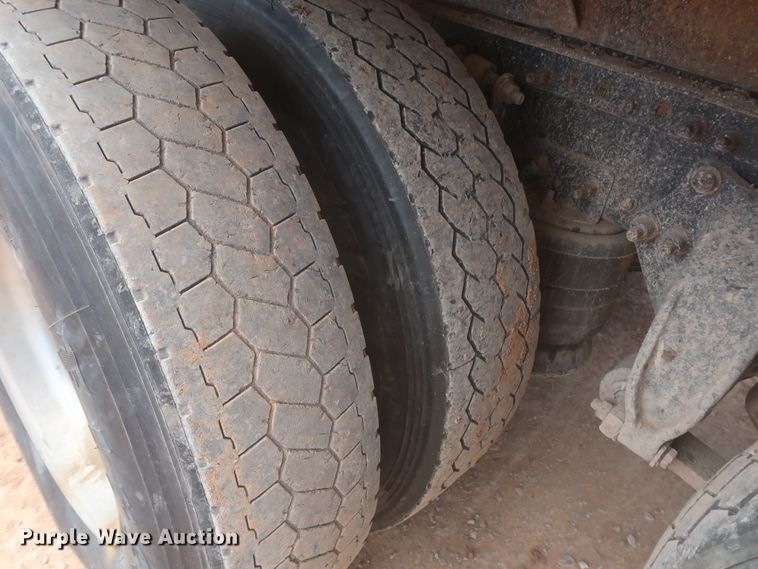 image for item DJ1884 2000 Freightliner FLD120  dump truck