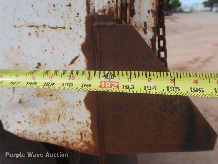 image for item DJ1884 2000 Freightliner FLD120  dump truck