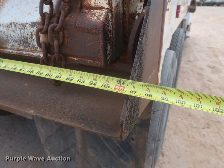 image for item DJ1884 2000 Freightliner FLD120  dump truck