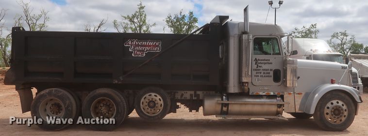 image for item DJ1885 1999 Freightliner FLD120  dump truck