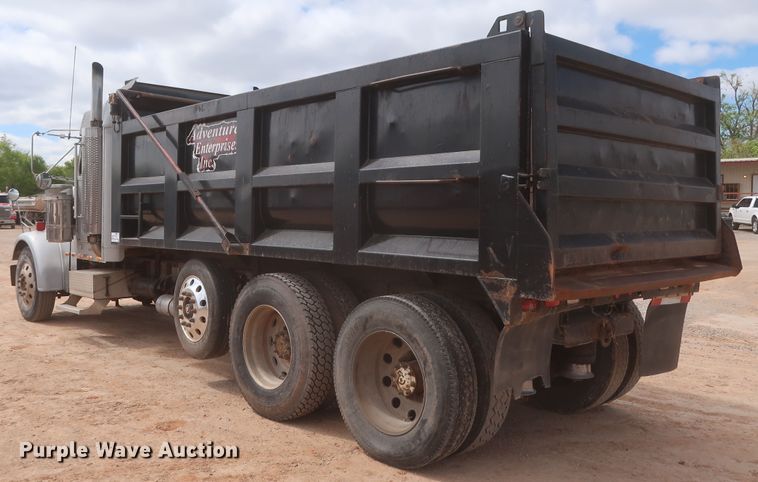 image for item DJ1885 1999 Freightliner FLD120  dump truck