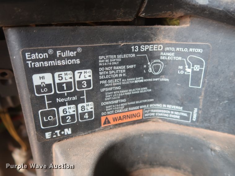 image for item DJ1885 1999 Freightliner FLD120  dump truck