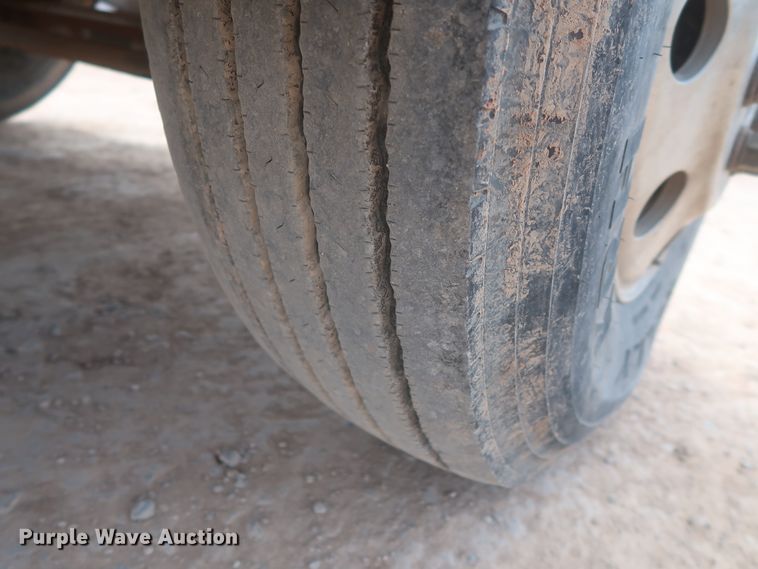 image for item DJ1885 1999 Freightliner FLD120  dump truck