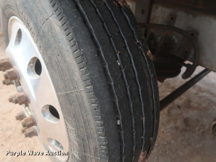 image for item DJ1885 1999 Freightliner FLD120  dump truck