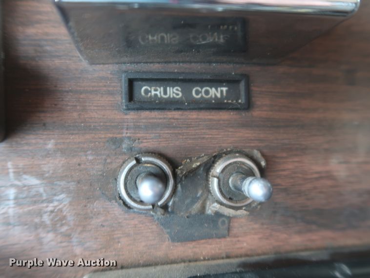 image for item DJ1894 2000 Freightliner FLD120  dump truck