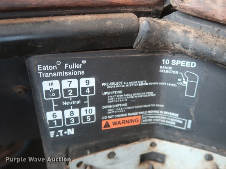 image for item DJ1894 2000 Freightliner FLD120  dump truck