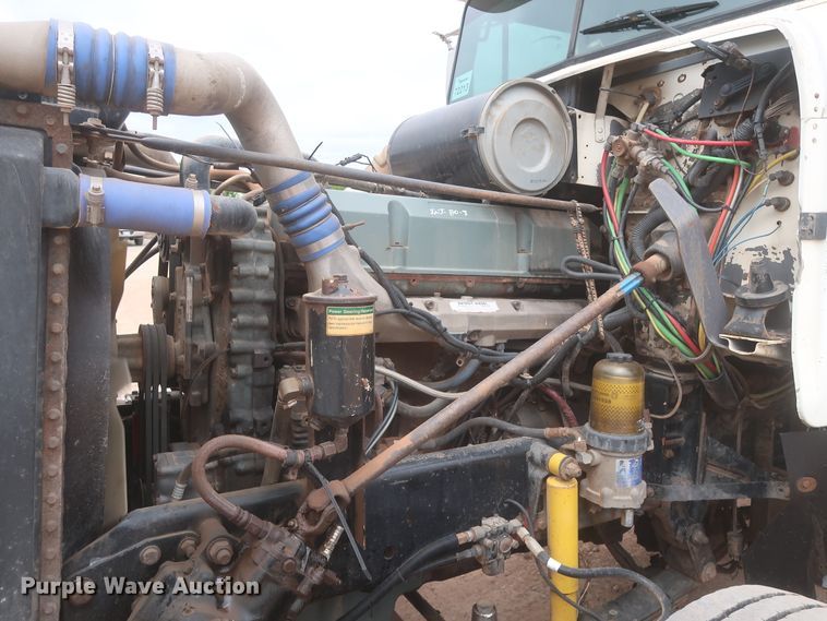 image for item DJ1894 2000 Freightliner FLD120  dump truck