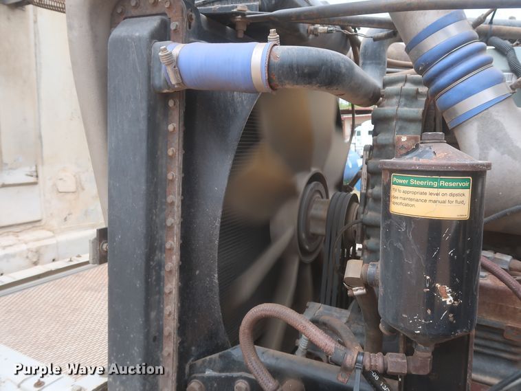 image for item DJ1894 2000 Freightliner FLD120  dump truck