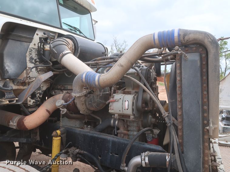 image for item DJ1894 2000 Freightliner FLD120  dump truck