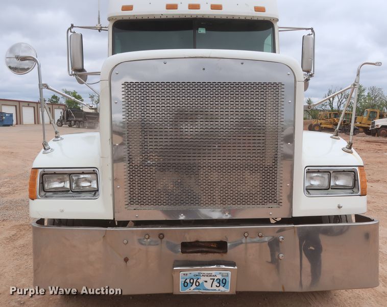 image for item DJ1894 2000 Freightliner FLD120  dump truck