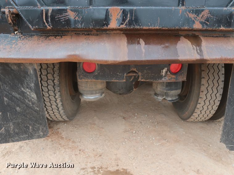 image for item DJ1894 2000 Freightliner FLD120  dump truck