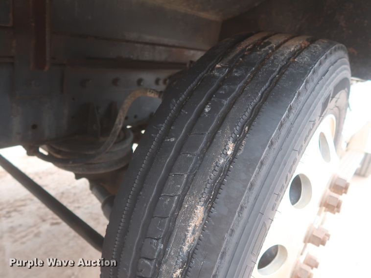 image for item DJ1894 2000 Freightliner FLD120  dump truck